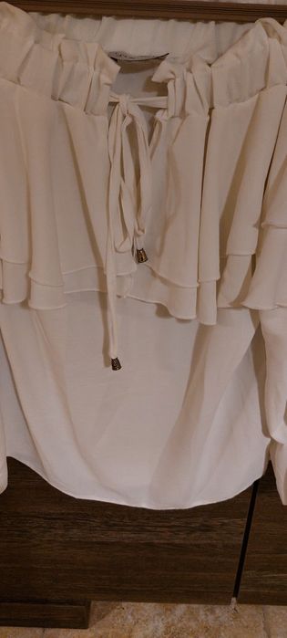 Biała, elegancka  bluzka