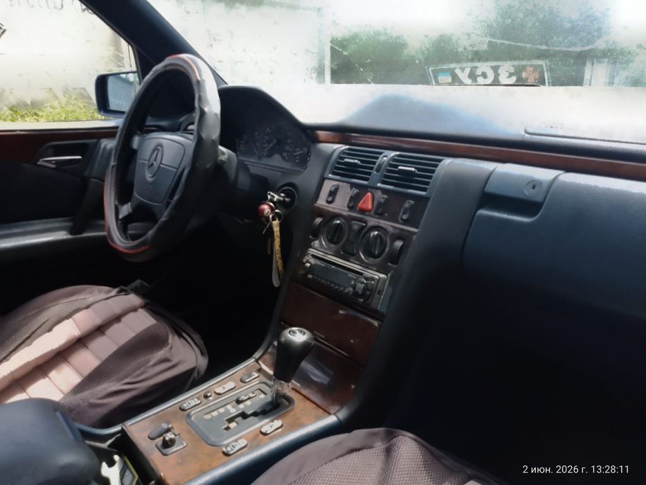 Мерседес 210 E300d