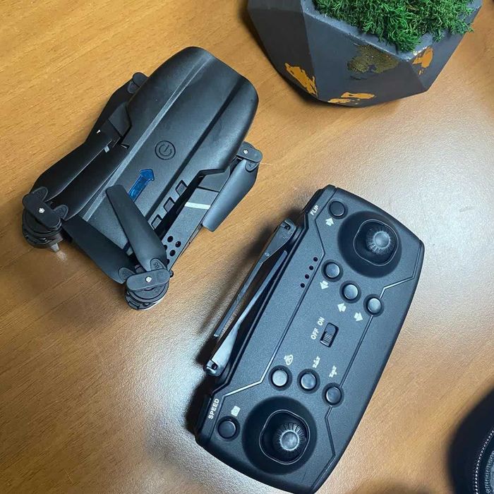 Квадрокоптер для дітей/новачків E99Max 2акум дрон камера 4К доп.кожухи