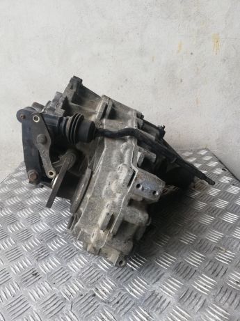 Caixa de transferências Nissan Terrano 2.7tdi