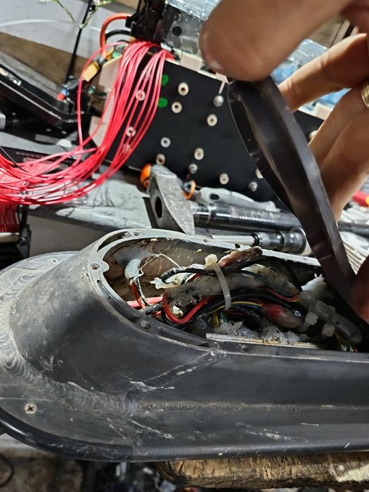 Serviço de reparação de trotinetes elétricas