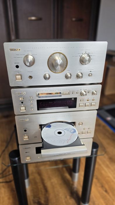 Teac  odtwarzacz CD  PD-H500i stan idealny 100 % sprawny