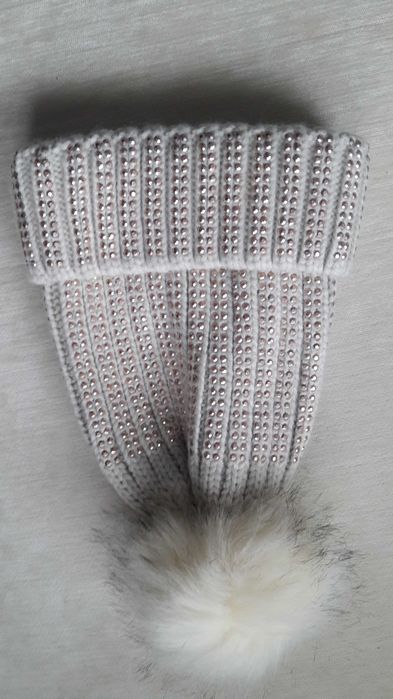 Очень красивая шапка как ангора