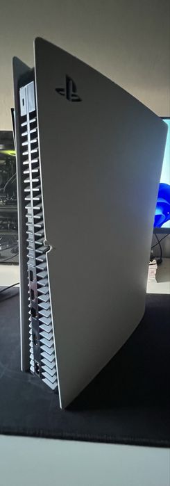 Ps5 Fat 2 comandos + stand Negociavel