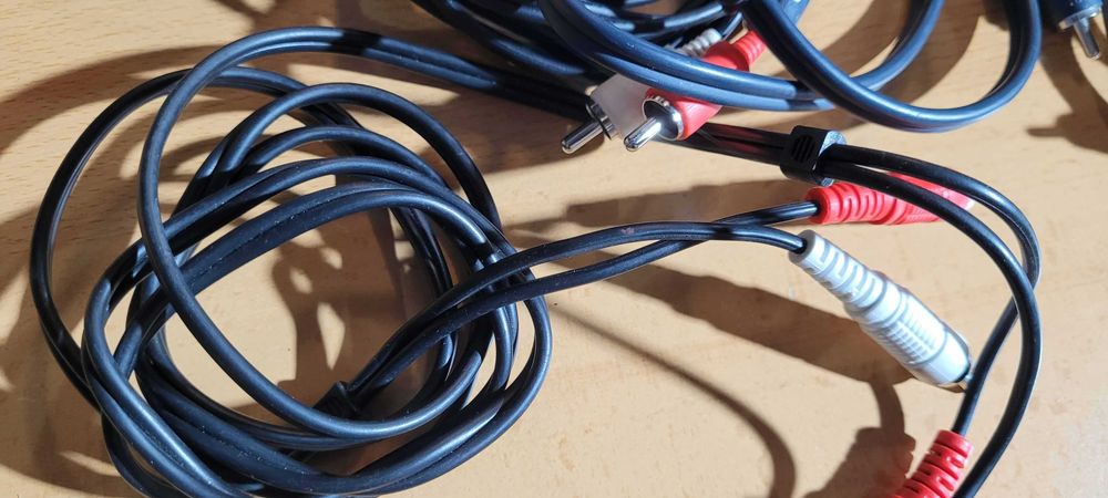 Cabos RCA como novos64586030634626123