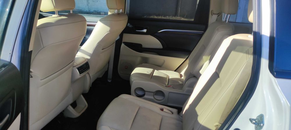 Toyota Highlander Limited 2016 hybrid