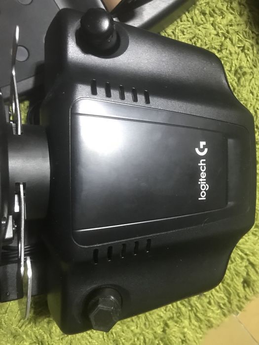 Продам руль Logitech g920