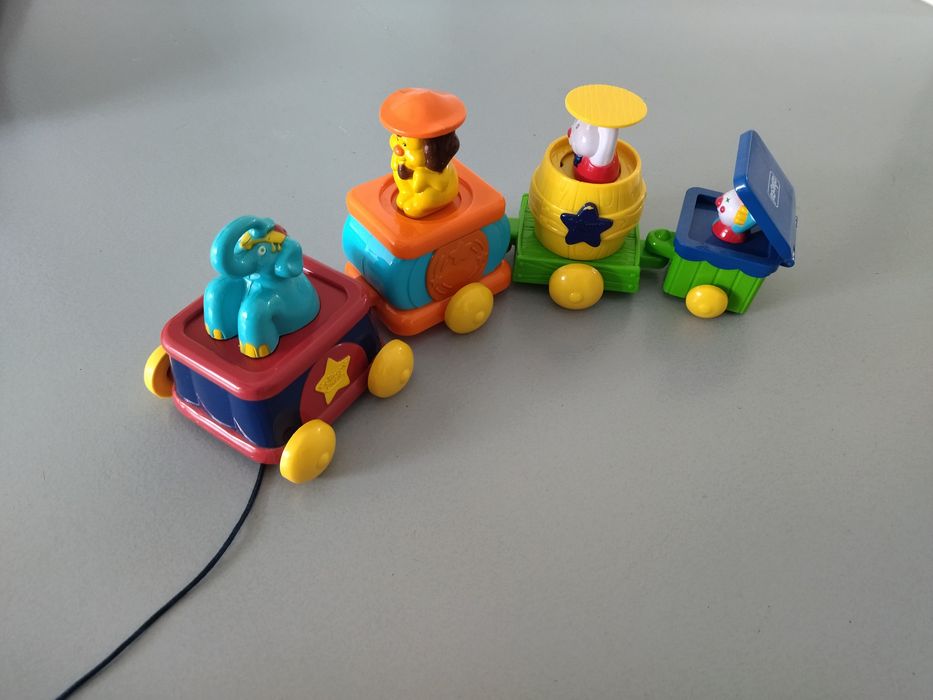 Comboio Chicco empilhável