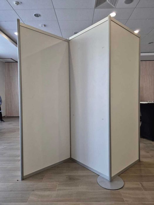 Stoiska targowe zabudowa octanorm obsługa imprez targowych wystaw