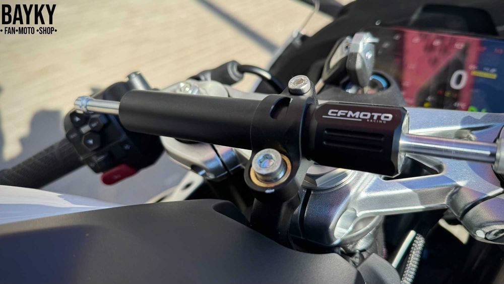 Мотоцикл CFMOTO 675SR-R