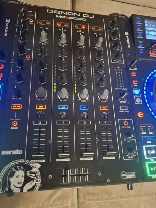Denon MCX 8000 kontroler MIDI