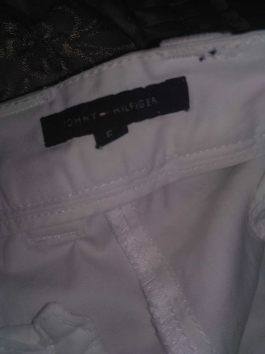 Белые джинси Tommy Hilfiger —Y2k