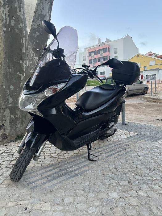 Honda PCX  125cc  2011