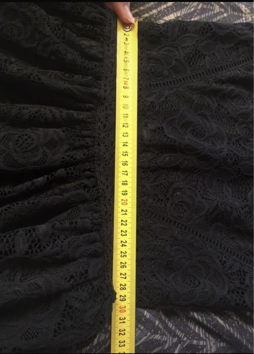 Czarna sukienka koronkowa