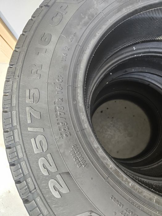 Opony Continental 225/75 r 16cp komplet
