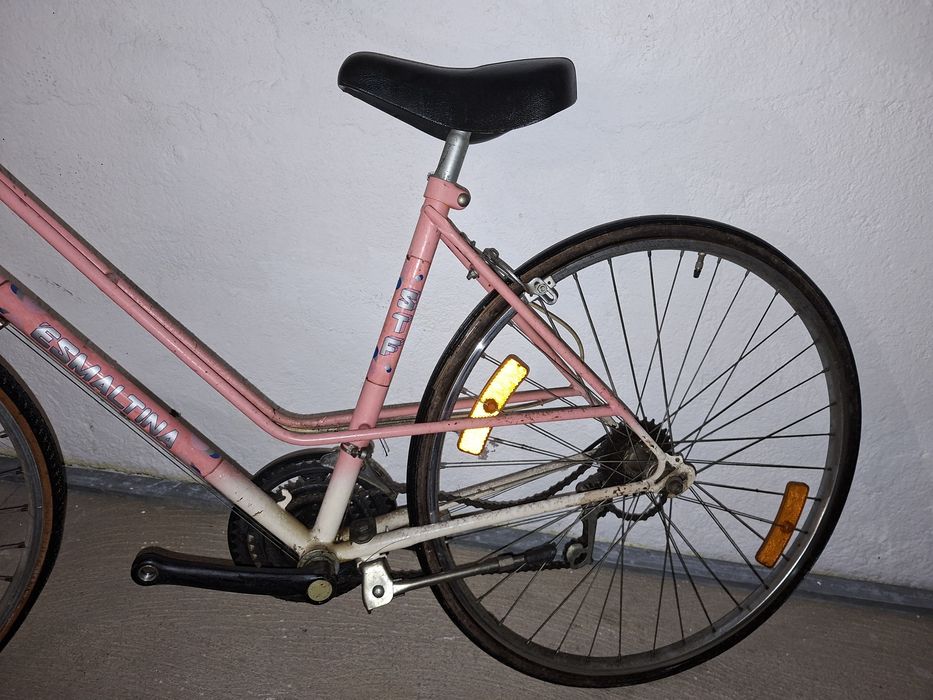 Bicicleta clássica Esmaltina para restauro