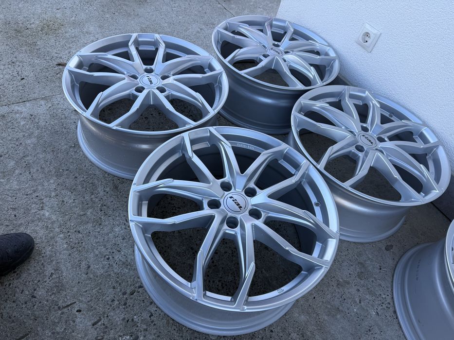 Диски 19 5.114,3 ЕТ45 8jx19H2 Tesla Hyndai Honda