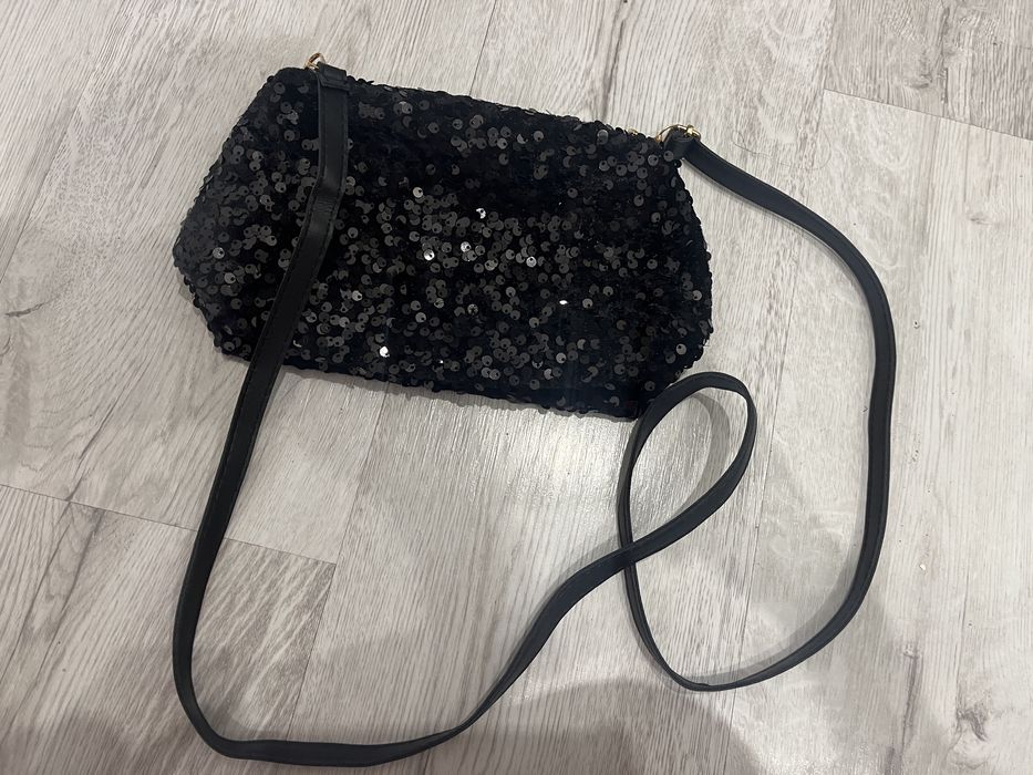 13x20 torebka damska cekinowa czarna elegancka