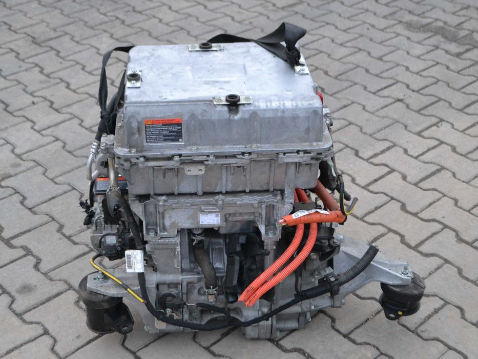 Silnik Nissa LEAF  EM57