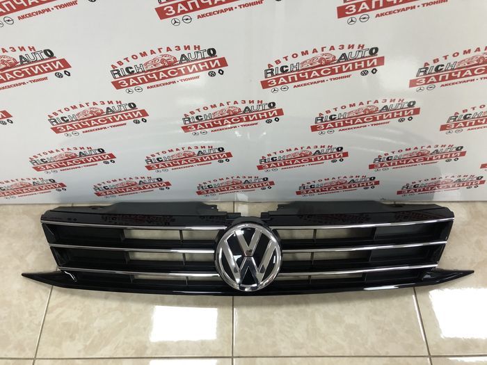 Решітка радіатора VW Jetta 6 14- USA рестайлінг