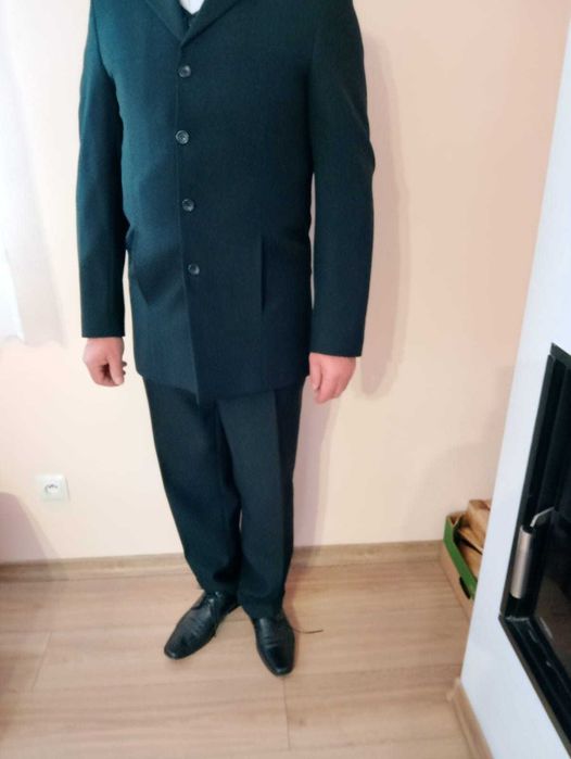Garnitur męski czarny  Rozmiar 182/96