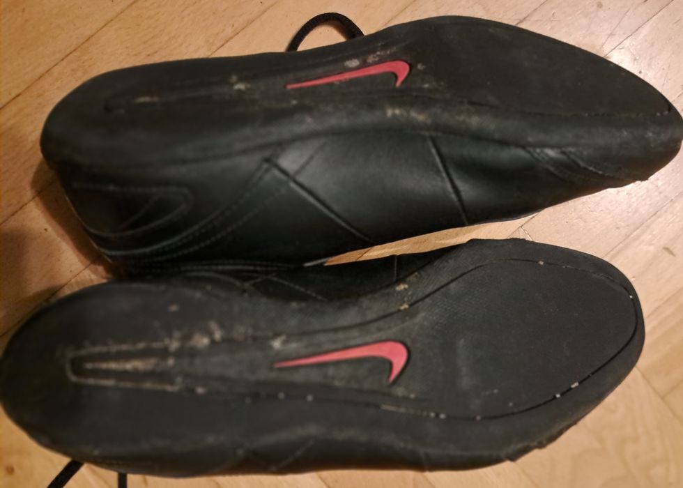 Czarne buty Nike damskie