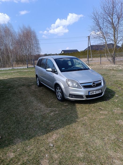Opel Zafira 7 osobowy 2006 rok