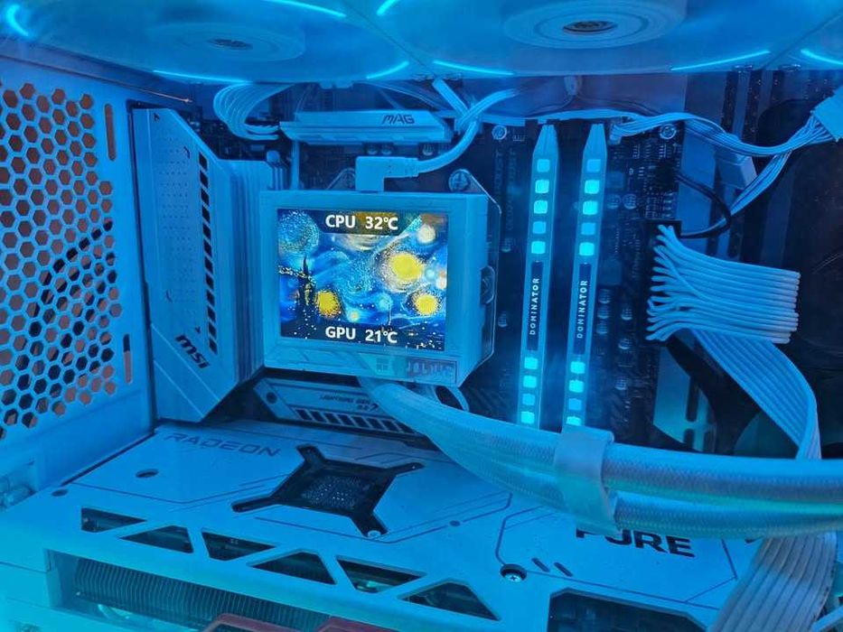 PC Gaming & Workstation Custom White - Ryzen 7 | RX 7800 XT Pure