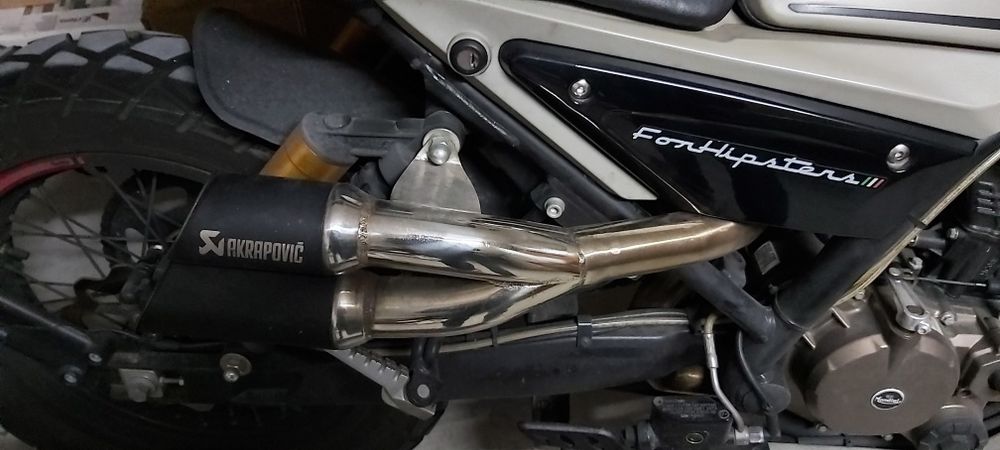 Moto FB Mondial HPS 125