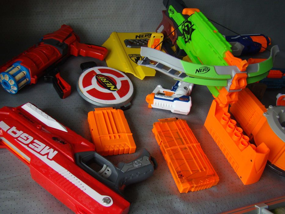 Аксессуар к бластеру NERF N STRIKE .