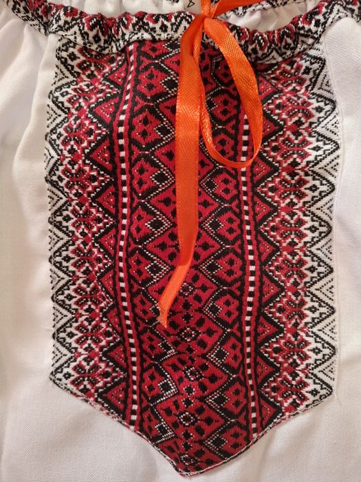 Вишиванка  для дівчинки