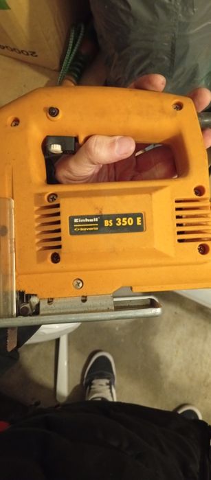 Serra Tico-Tico Einhell BS 350 E - 350W
Estado: Refira se funciona bem
