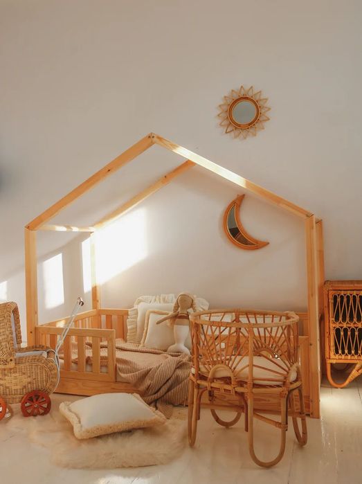 Łóżeczko dla lalek rattanowe Boho drewniane