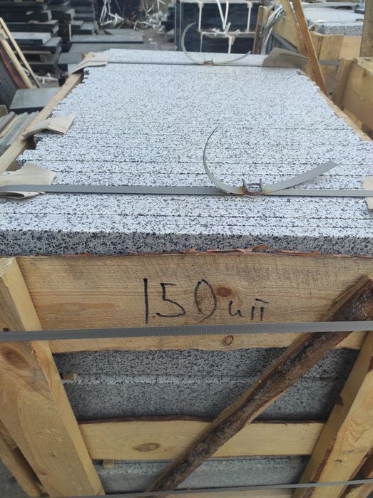 Гранитная плитка серая полированная Покостовска 60*30*2см. в Каменском