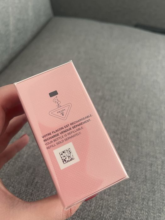 Парфуми PRADA Paradoxe