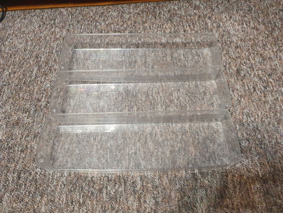 Szuflady i półki lodówki LG GBB72SWDFN