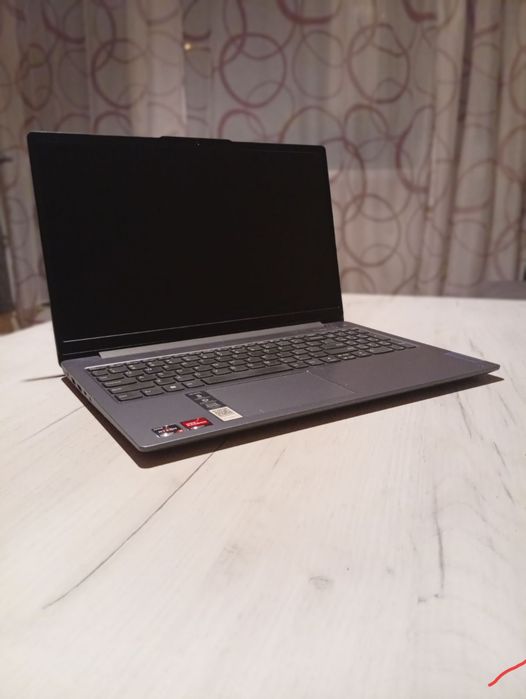 Laptop IdeaPad Slim 3 Ryzen szybki idealny do nauki i pracy