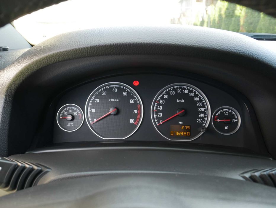 Продам НОВИЙ Opel Vectra C, офіційний