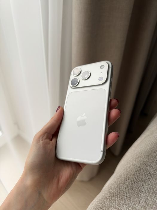 Iphone 17 pro 256 Silver