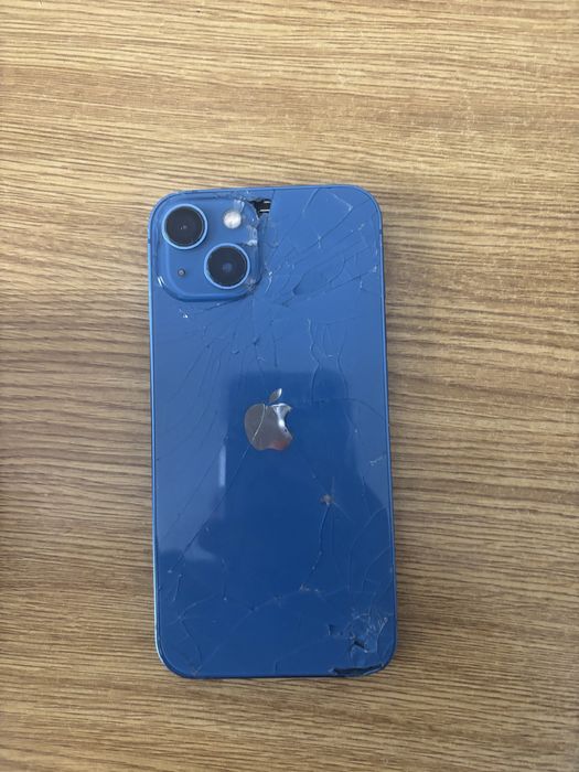 Iplone 13 usado em bom estado