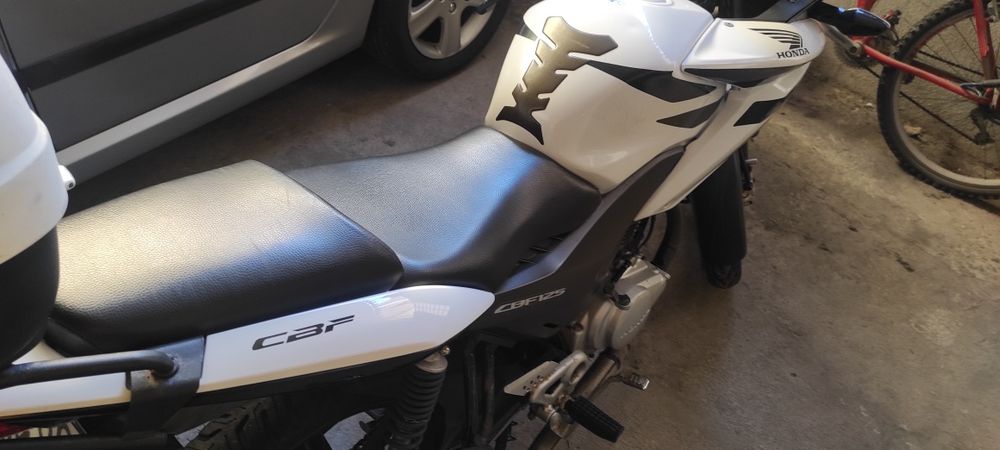 CBF 125 - 10/2011