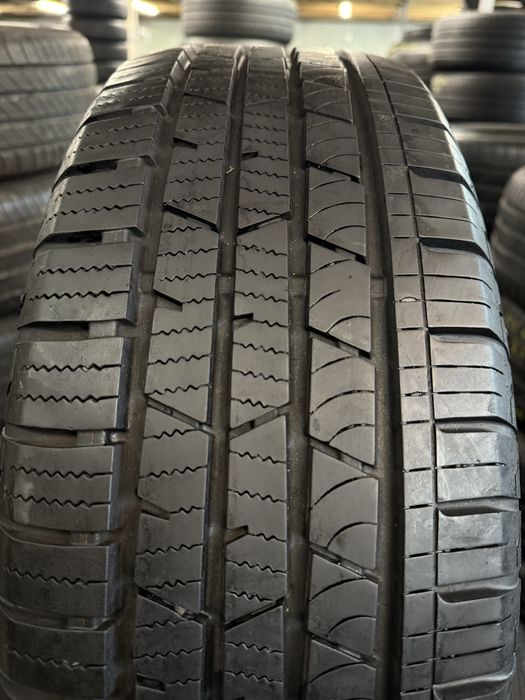 Шини M+S 215х65хR16 CONTINENTAL Cross Contact LX / 4шт 95%