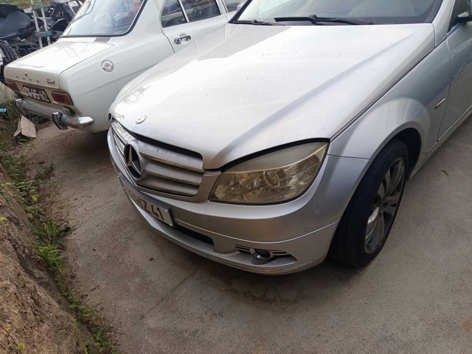 Mercedes Benz CDI 2.2 foto 3