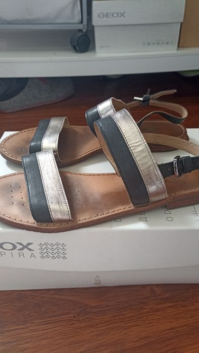 Sandálias pele Geox 38