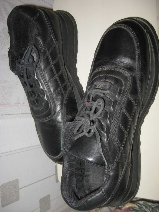 Кроссовки  кожаные теплые потрясающие мощные суперcтильные р44 ст 29см