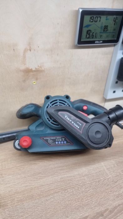 Szlifierka taśmowa Tryton 810 W