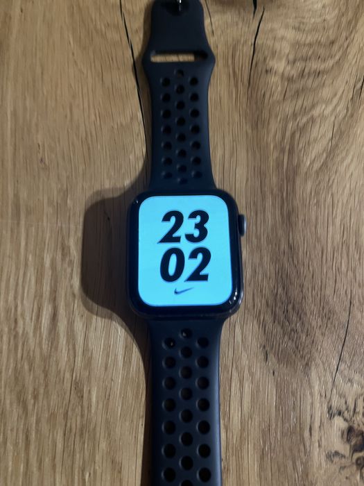Apple Iwatch 5  44mm +gratis