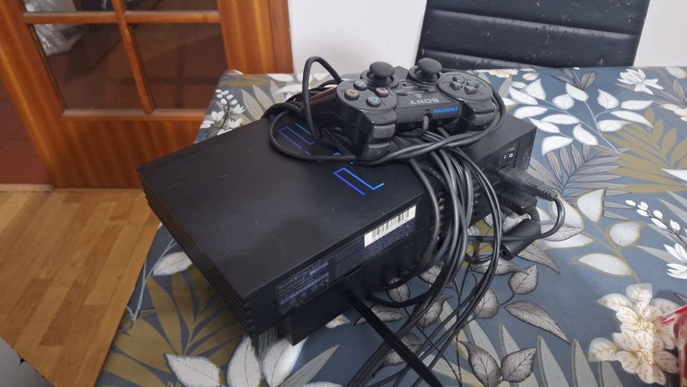 Ps2 original com alguns jogos