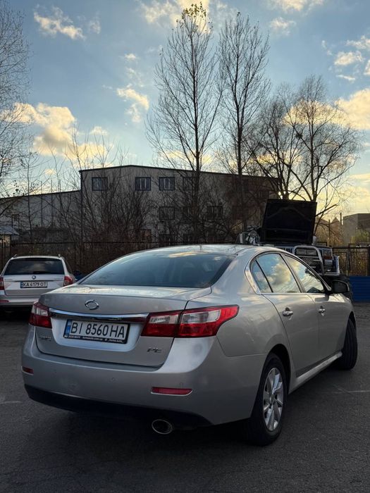 Продам Renault Samsung SM5, автобіль 2015 рік із двох літровим  газом
