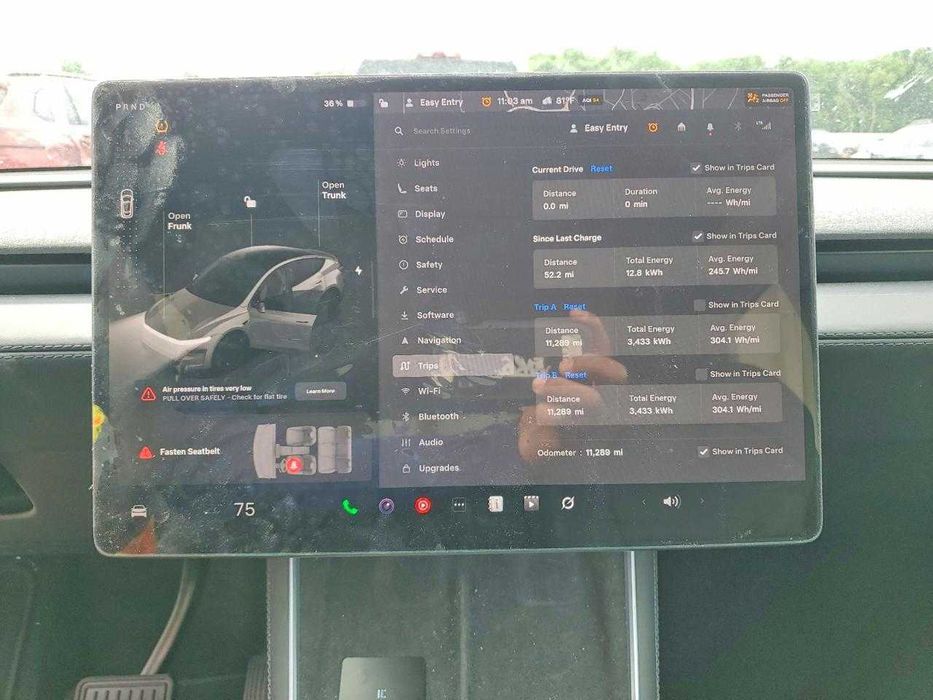 Tesla Model Y 2026